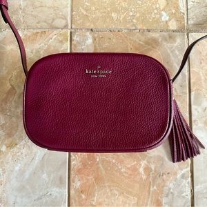Kate Spade Kourtney Camera Bag Crossbody in Blackberry